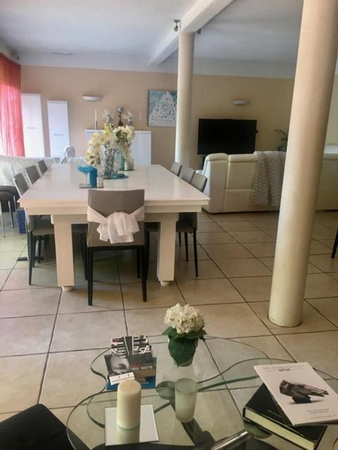 Serenity Chambre D'Hote Au Calme Des Maitres Tibetains Y Ont Sejourne 15 Mn Des Plages Apartment Mougins Ngoại thất bức ảnh
